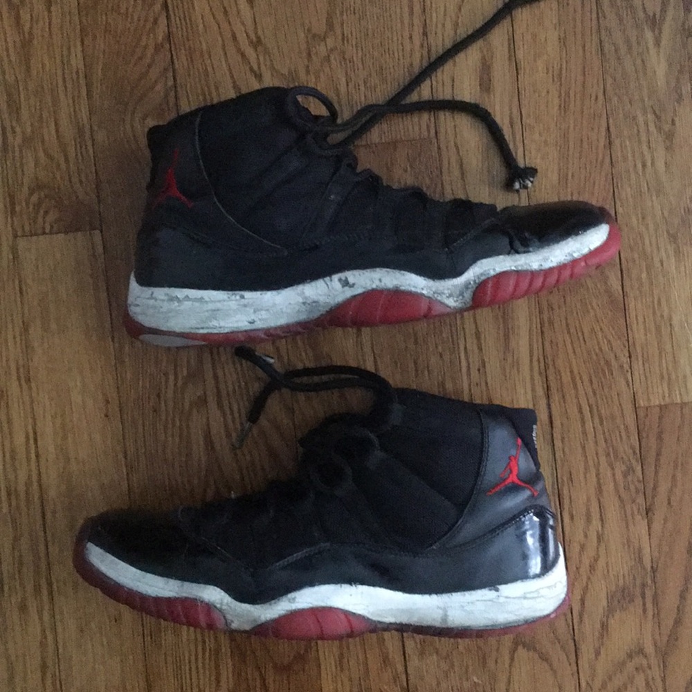 Size 11 2012 Air Jordan 11 Bred